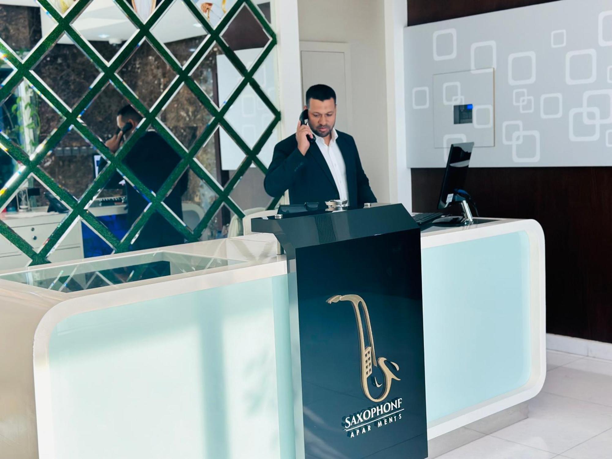 Saxophone Suites Al-Muharrak Zewnętrze zdjęcie